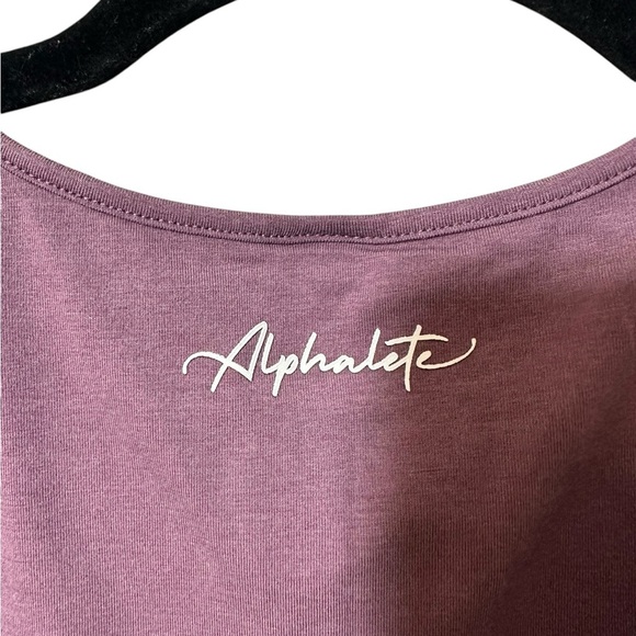 Alphalete Purple Cropped Tee‎ Size Medium Highlow Antler Soft Athletic - Picture 3 of 4